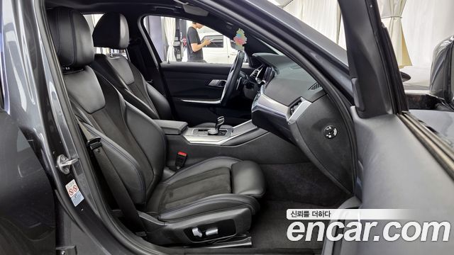 BMW 3-Series 320e M Sports