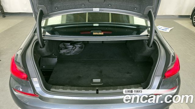 BMW 3-Series 320e M Sports