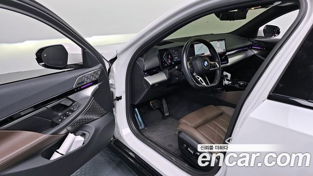 BMW 5-Series 523d M Sport