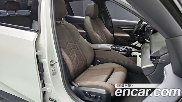 BMW 5-Series 523d M Sport