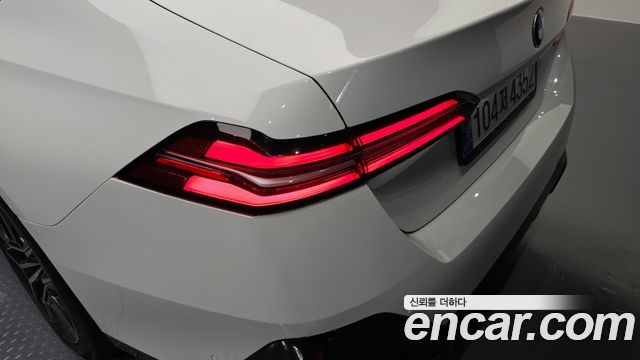 BMW 5-Series 523d M Sport