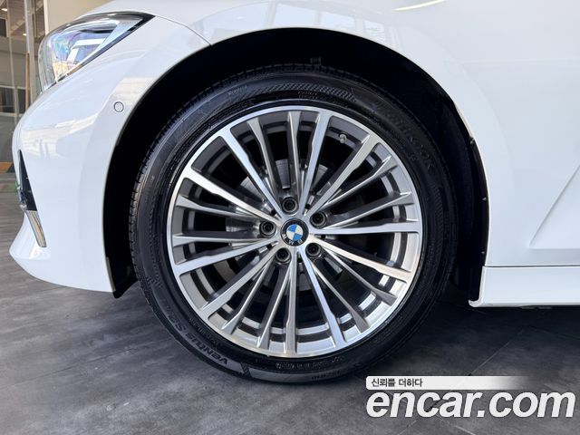 BMW 3-Series 320d Luxury