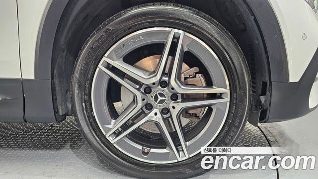 Mercedes-Benz GLB-Class GLB250 4MATIC