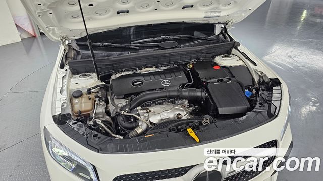 Mercedes-Benz GLB-Class GLB250 4MATIC