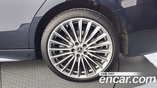 Mercedes-Benz C-Class C300 AMG Line