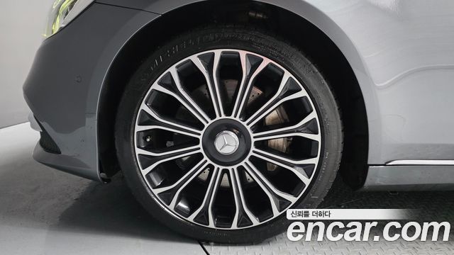 Mercedes-Benz S-Class S560L 4MATIC