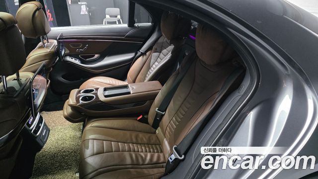 Mercedes-Benz S-Class S560L 4MATIC