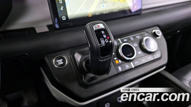 Land Rover Defender 90 D250 XS Edition