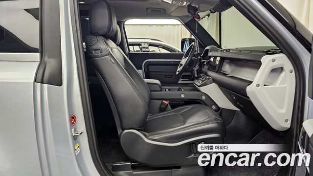 Land Rover Defender 90 D250 XS Edition