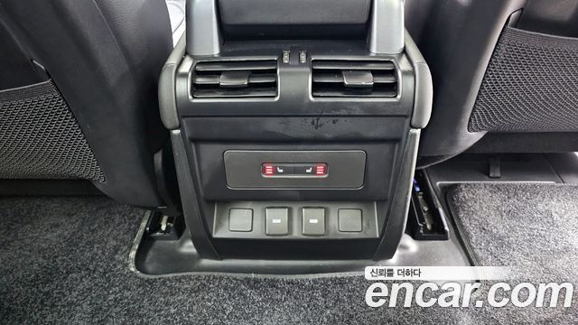 Land Rover Defender 90 D250 XS Edition