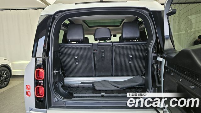 Land Rover Defender 90 D250 XS Edition