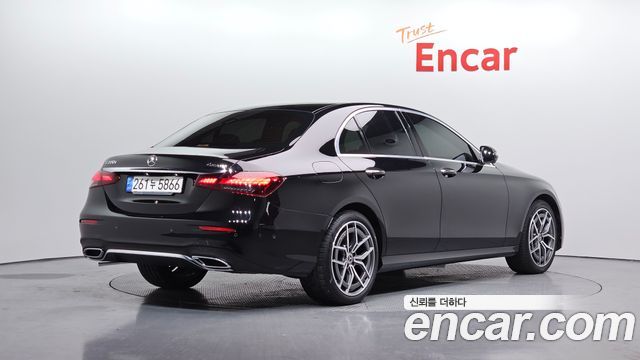 Mercedes-Benz E-Class E220d 4MATIC AMG Line