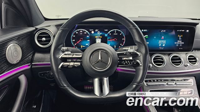 Mercedes-Benz E-Class E220d 4MATIC AMG Line