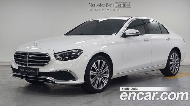 Mercedes-Benz E-Class E300e 4MATIC Exclusive