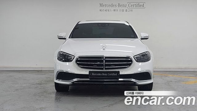 Mercedes-Benz E-Class E300e 4MATIC Exclusive