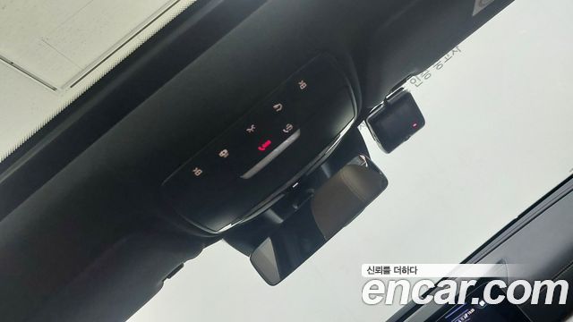 Mercedes-Benz E-Class E300e 4MATIC Exclusive