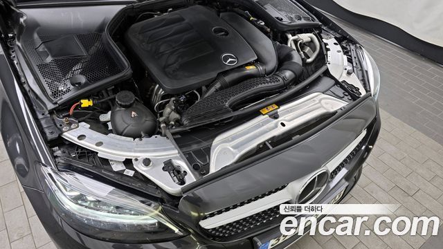 Mercedes-Benz C-Class C200 AMG Line