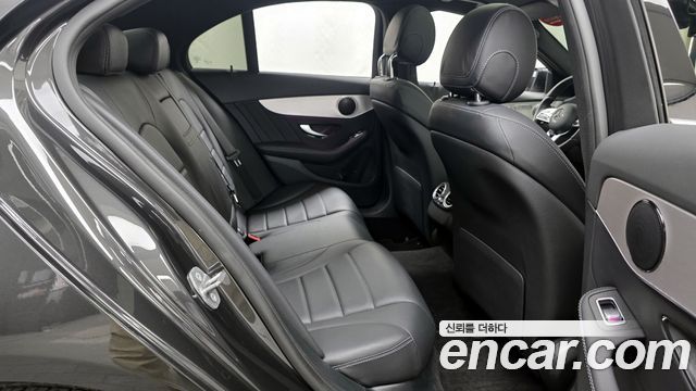 Mercedes-Benz C-Class C200 AMG Line