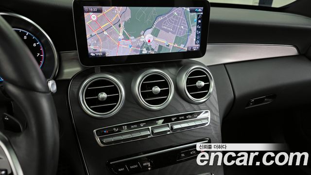 Mercedes-Benz C-Class C200 AMG Line