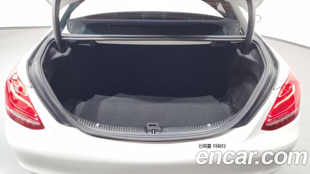 Mercedes-Benz C-Class C220 d Avantgarde