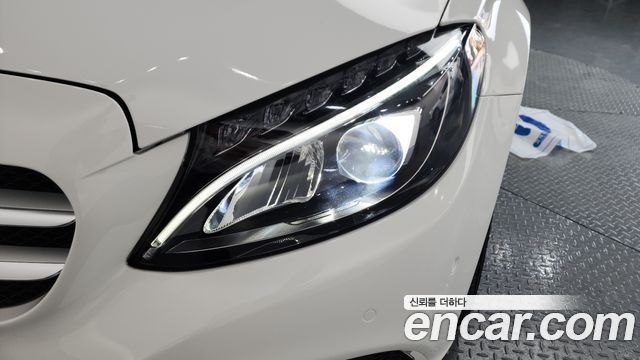Mercedes-Benz C-Class C220 d Avantgarde