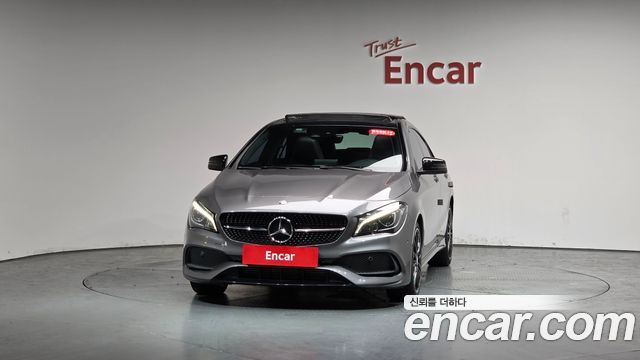 Mercedes-Benz CLA-Class CLA250 4MATIC AMG Line