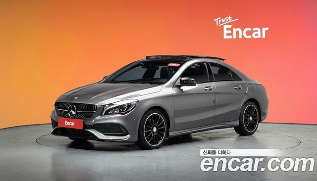 Mercedes-Benz CLA-Class CLA250 4MATIC AMG Line