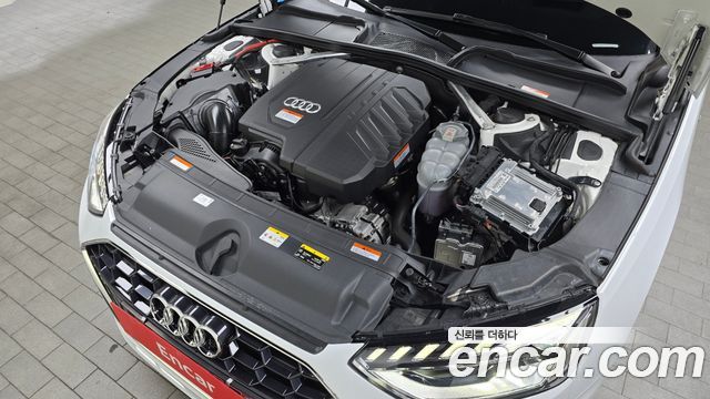 Audi A4 (B9) 40 TFSI Premium