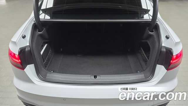 Audi A4 (B9) 40 TFSI Premium