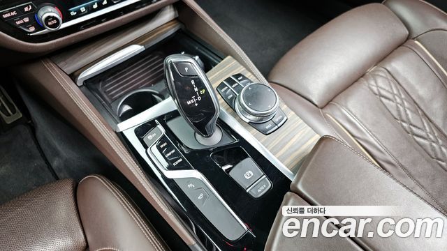 BMW 5-Series 520d M Sport Package Plus