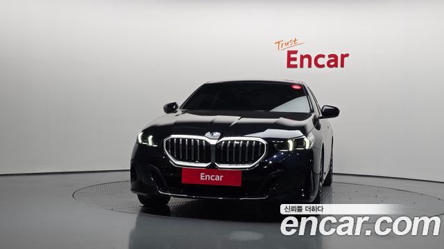 BMW 5-Series 530i xDrive M Sport