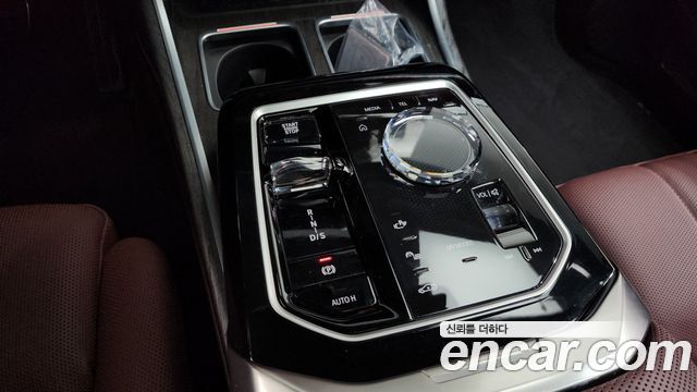 BMW 7-Series 740d xDrive M Sport