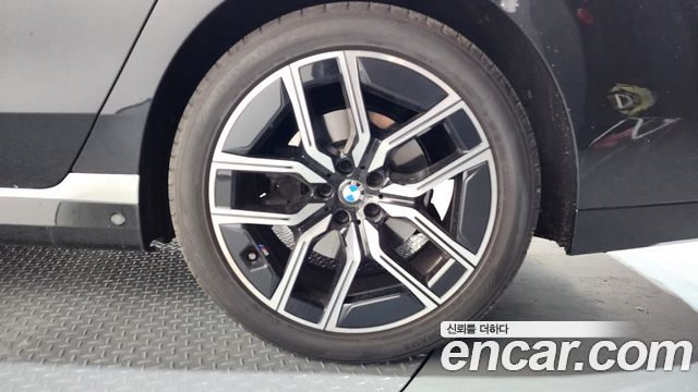 BMW 7-Series 740d xDrive M Sport