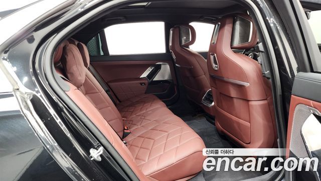 BMW 7-Series 740d xDrive M Sport