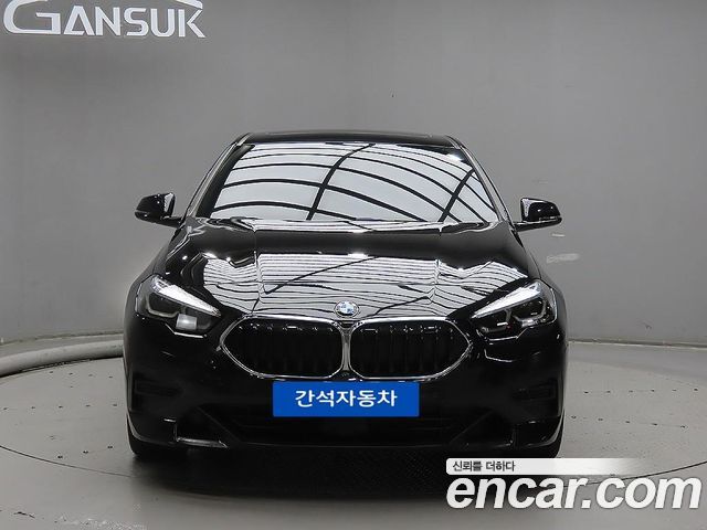 BMW 2-Series 220i Advantage
