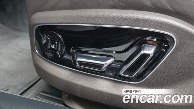 Audi A8 55 TFSI Quattro Premium LWB