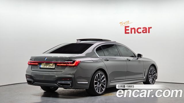 BMW 7-Series 740Li xDrive M Sport Package