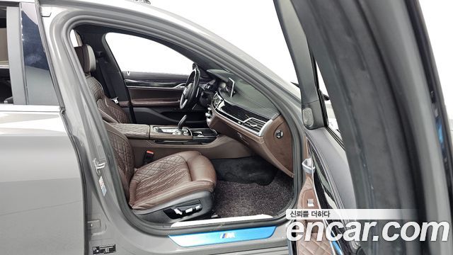 BMW 7-Series 740Li xDrive M Sport Package