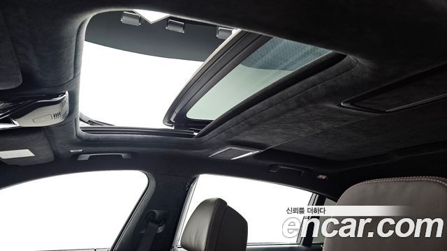 BMW 7-Series 740Li xDrive M Sport Package