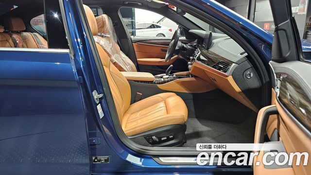 BMW 5-Series 520i M Sport