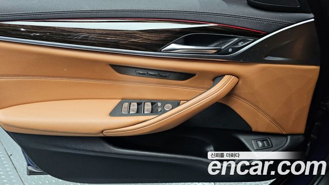BMW 5-Series 520i M Sport
