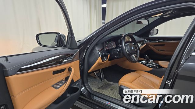 BMW 5-Series 520i M Sport