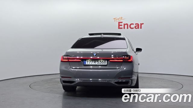 BMW 7-Series 730Ld xDrive Design Pure Excellence