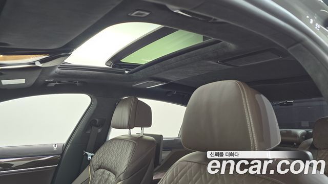 BMW 7-Series 730Ld xDrive Design Pure Excellence