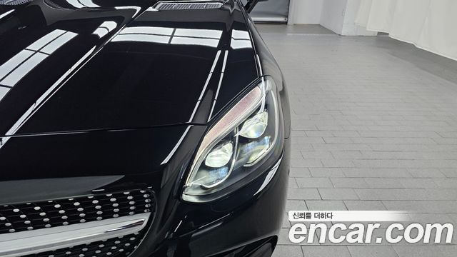 Mercedes-Benz SLC-Class SLC250