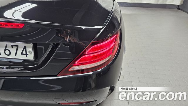 Mercedes-Benz SLC-Class SLC250