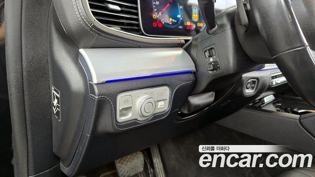 Mercedes-Benz GLE-Class GLE300d 4MATIC