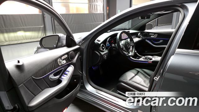 Mercedes-Benz C-Class C220 d 4MATIC AMG Line