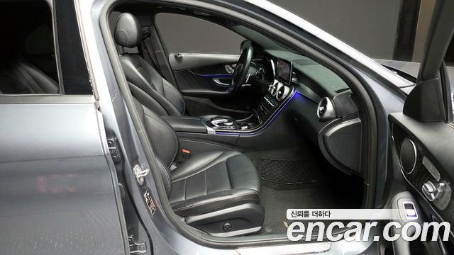 Mercedes-Benz C-Class C220 d 4MATIC AMG Line