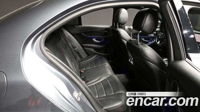 Mercedes-Benz C-Class C220 d 4MATIC AMG Line